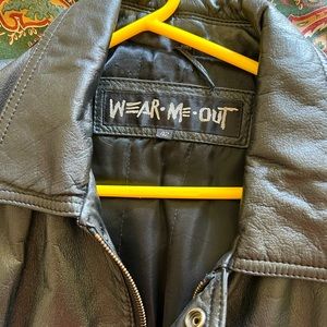 Men’s Black Leather Bomber! Mint condition. The mackerel says, wear me out!